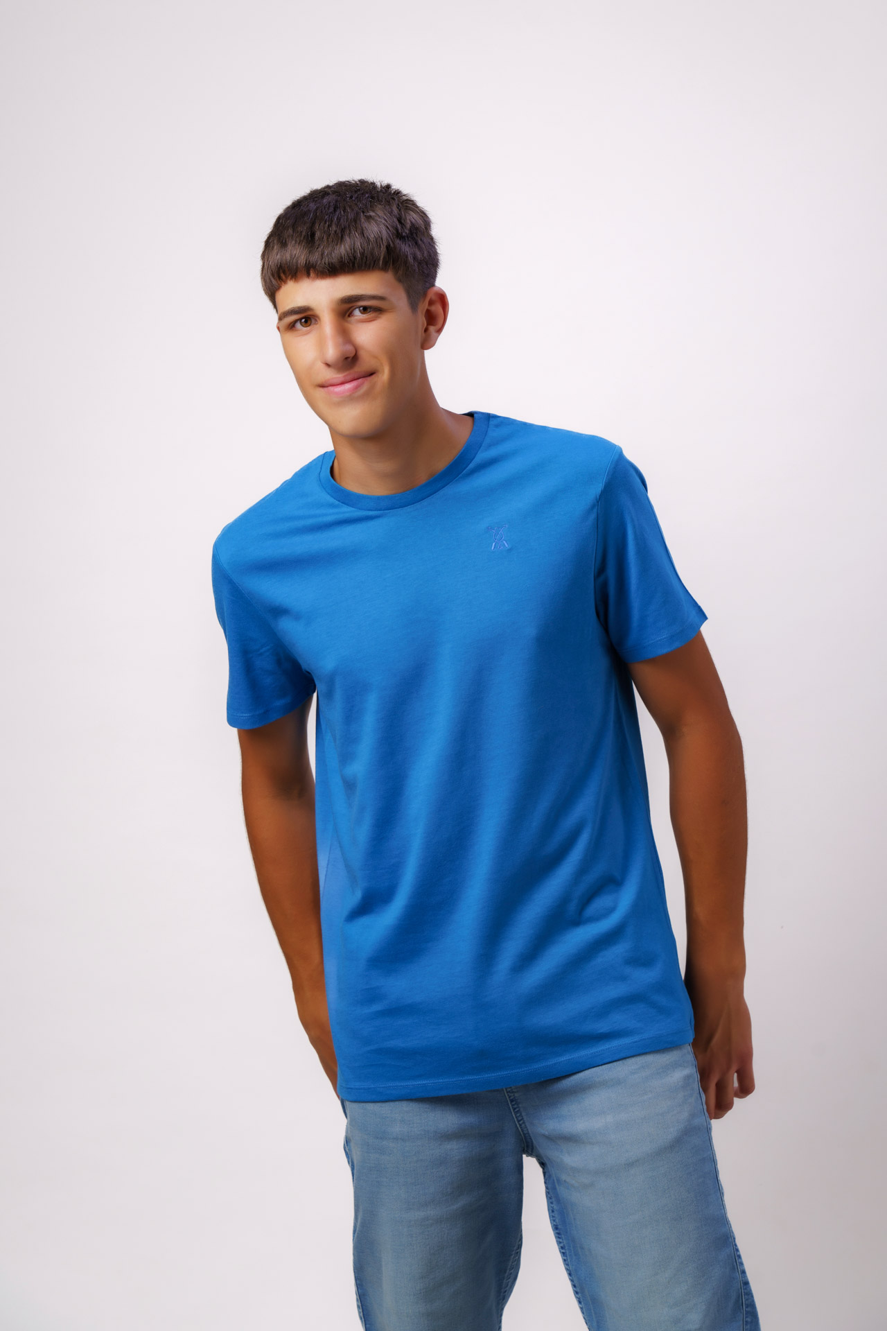 Camiseta Azul eléctrico – Svinum Básica